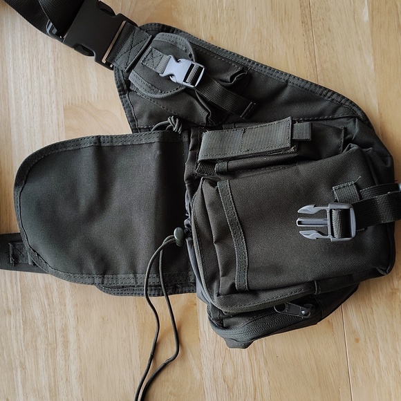 πͺ Red Rock Side Sling Tactical Hiking Hip Belt Bag. Olive Drab Green - Picture 11 of 16